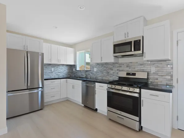 7914 Etiwanda Ave, Reseda, CA 91335