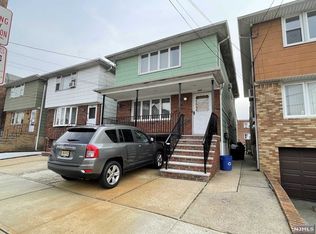123 Warren St, Harrison, NJ 07029