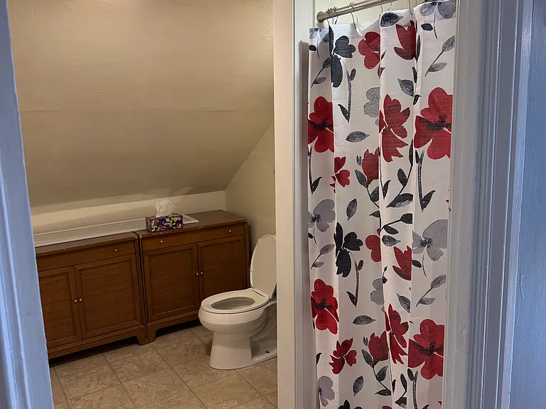 76 Locust St #3 — Photo 6