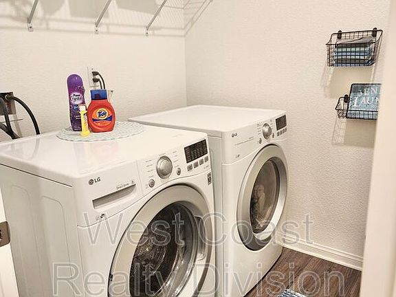 4th image of 28139 Schola Dr