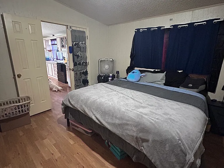 137 Curtis Ln — Photo 12