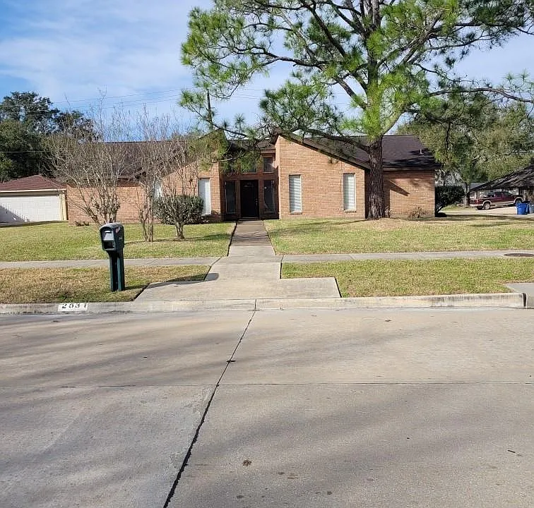 2531 Turtle Creek Dr