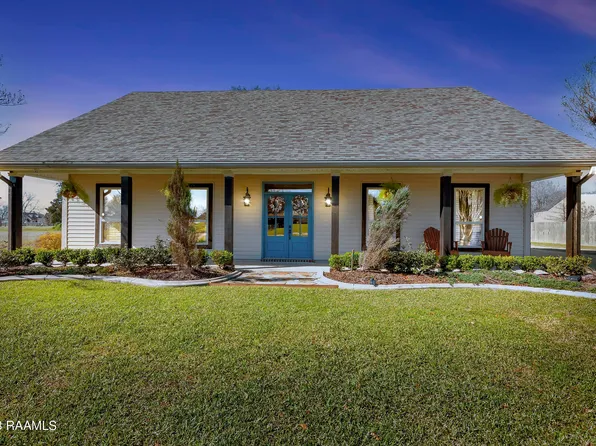 209 Hunt Club Rd, Lafayette, LA 70507