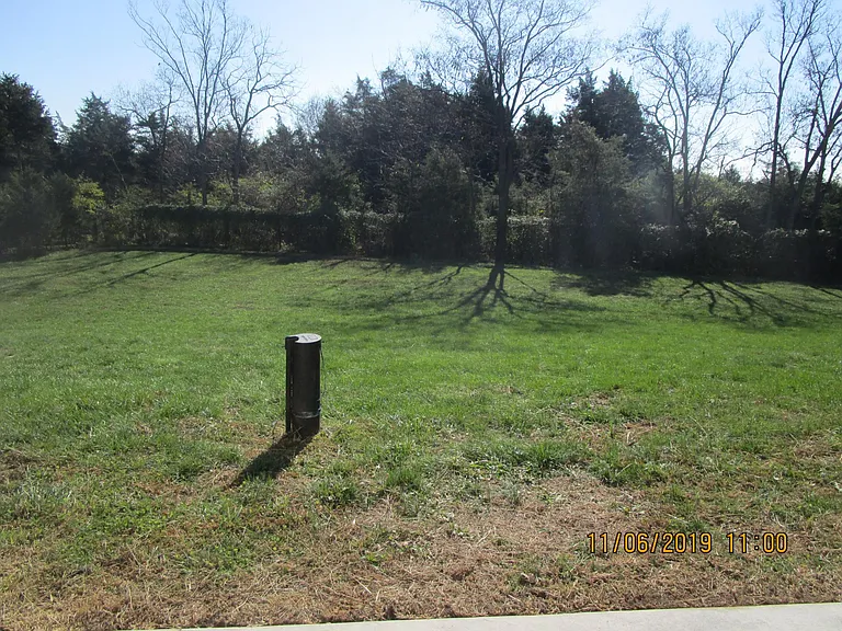 1212 Emilys Ct — Photo 15