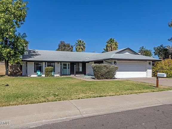 3rd image of 4550 W EL CAMINITO Drive