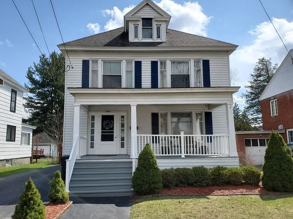 1st image of 160 1st Ave
