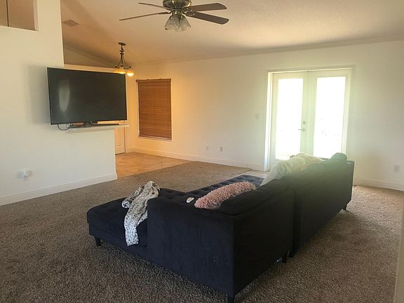 3rd image of 144 Magellan Cir