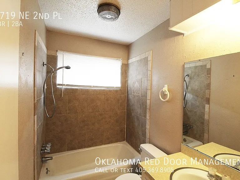 9719 NE 2nd Pl — Photo 8