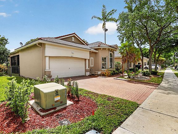 3rd image of 5817 NW 120th Avenue