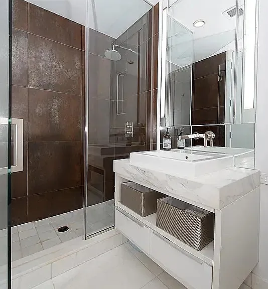 133 W 22nd St #2F — Photo 6