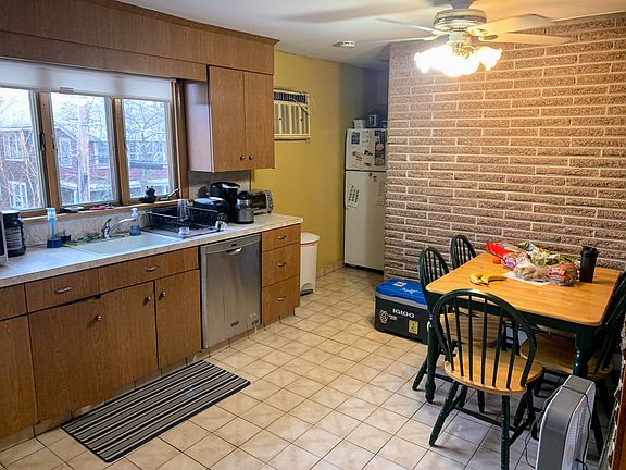 3rd image of 540 Main St #2A
