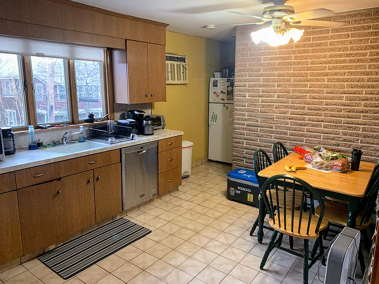 540 Main St #3 — Photo 2
