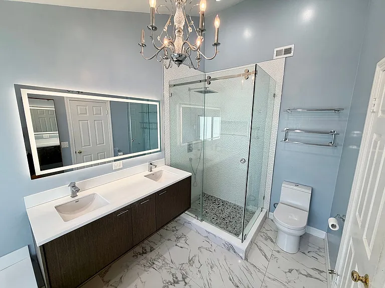 408 N Broadway #C — Photo 13