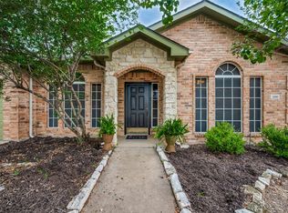 100 Bullava Ct, Crowley, TX 76036