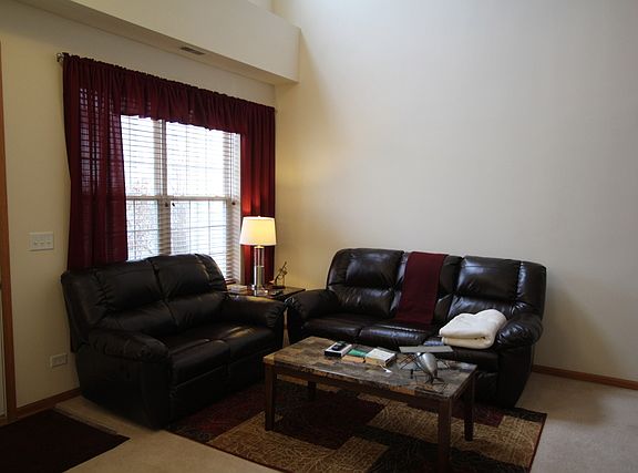 5th image of 2049 Woodside Dr #0