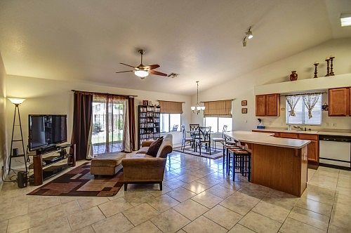 3rd image of 4832 W Taro Dr