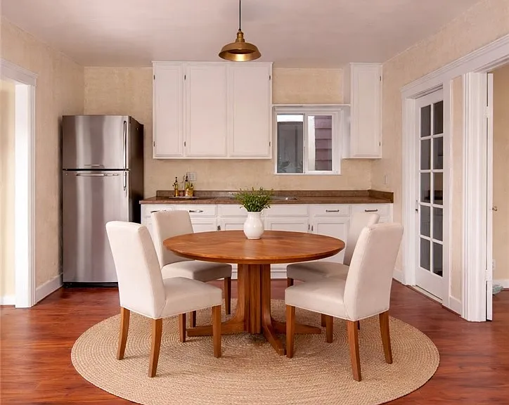 1946 New England St #1/2 — Photo 15