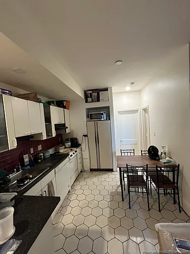 56 Park Vale Ave #9 Photo 1