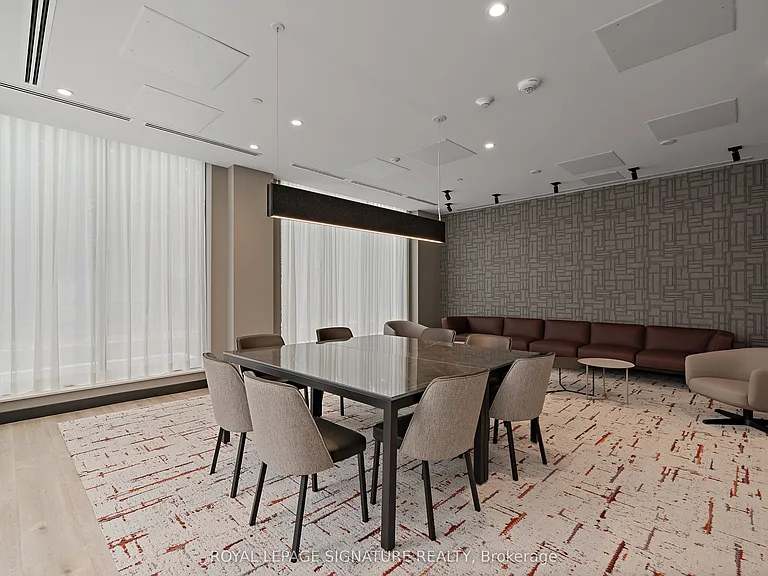 664 Spadina Ave #902 — Photo 29