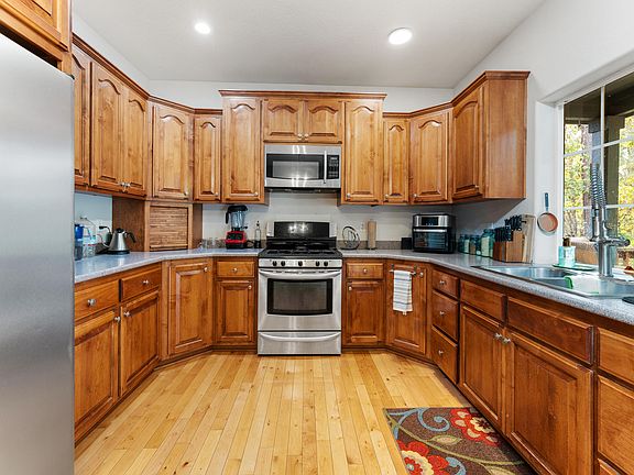 4th image of 102 Sunnybrooke Ct