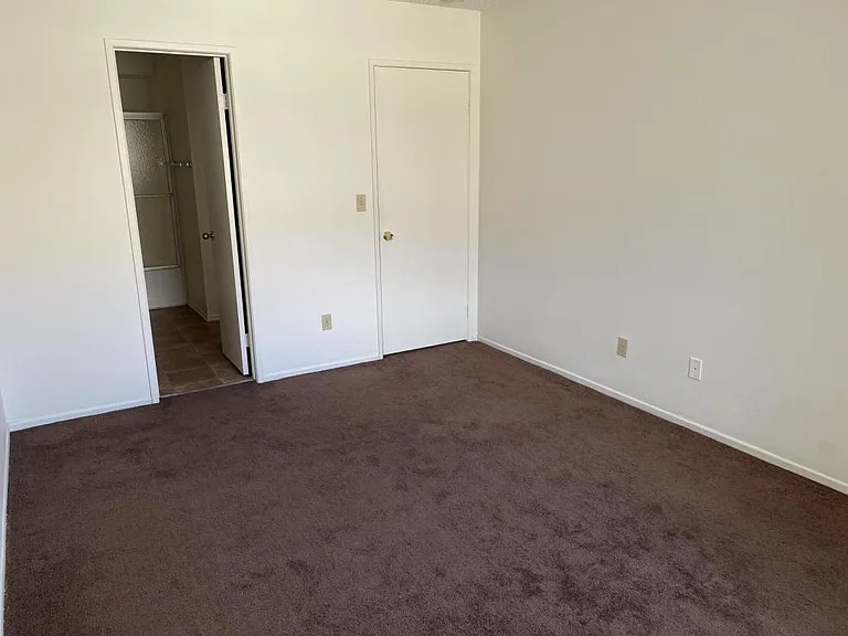 1647 Orchid Ln — Photo 15