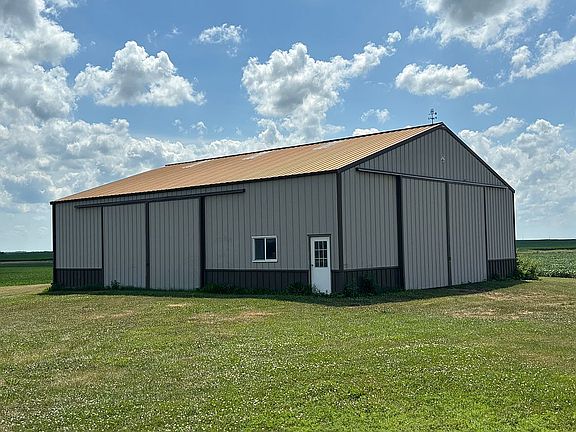 Shed w slab/electrical 