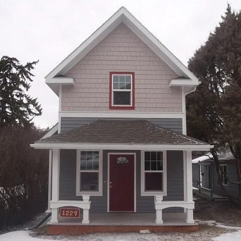 Building Photo - 1229 Van Buren St