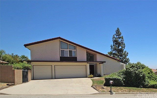 Spacious home with a pool, spa and tons of RV parking