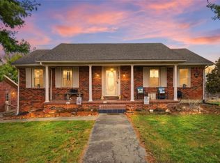 235 Lynn Dr, Lawrenceburg, KY 40342