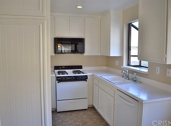 5th image of 18006 Saratoga Way Unit 501