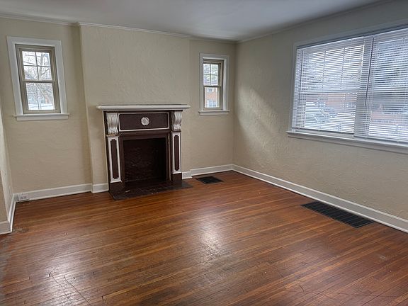 4th image of 806 Sheridan Ave #806