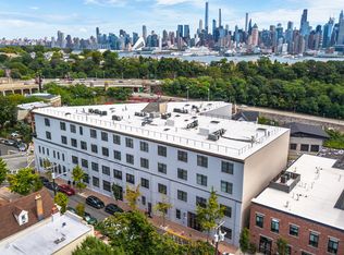 550 Gregory Ave APT B7, Weehawken, NJ 07086