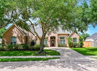 3903 Lakehill Park Ct, Sugar Land, TX 77498