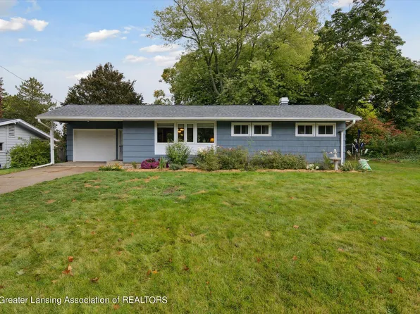 2312 Kuerbitz Dr, Lansing, MI 48906