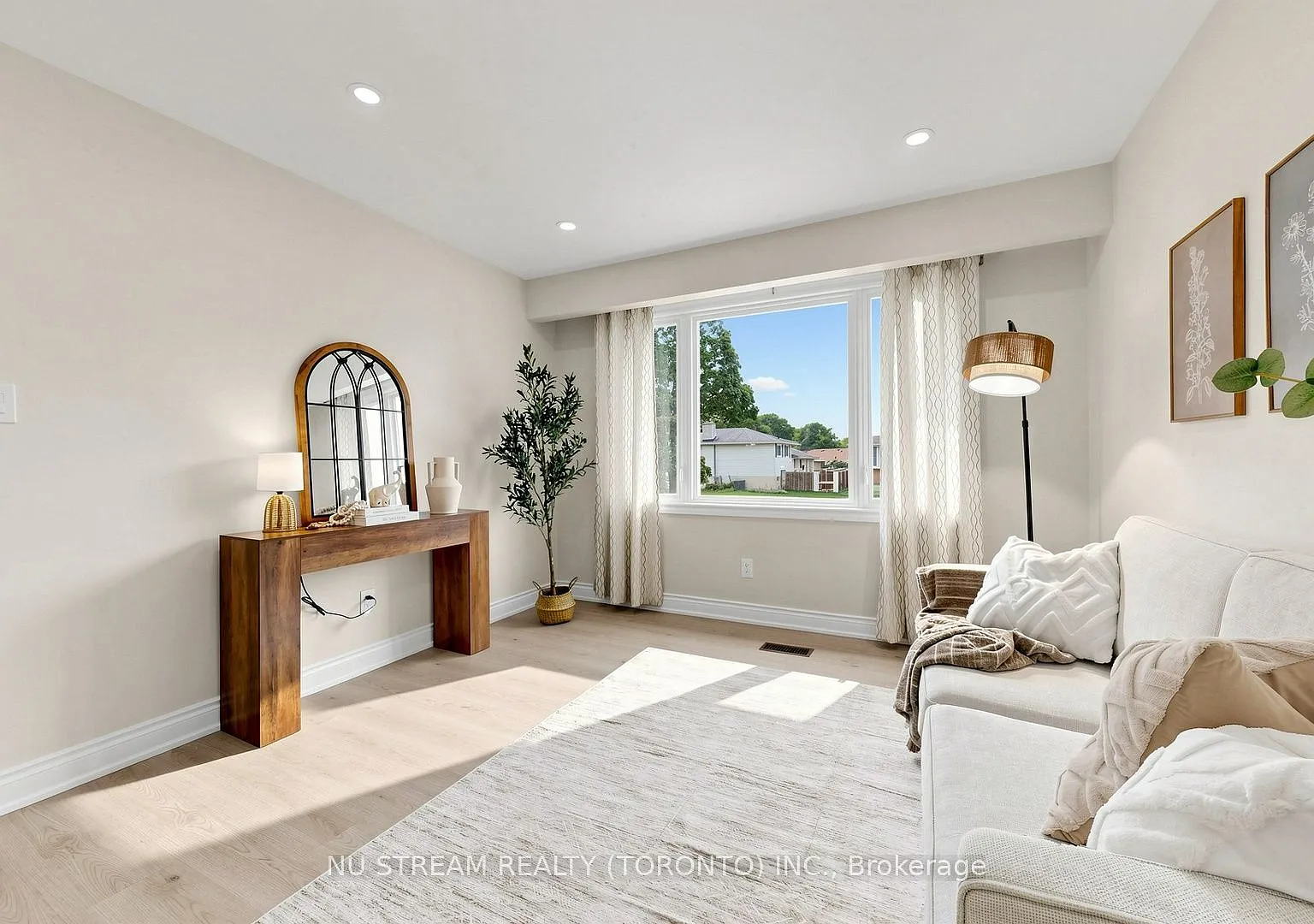 3 bed, $2,500 — Photo 4