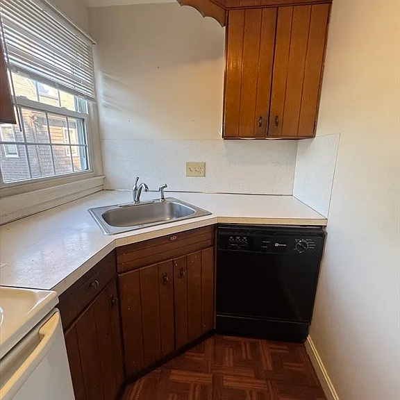 23 State St #4 — Photo 4