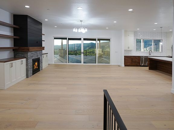 5th image of 9281 E Ridge Pine Dr