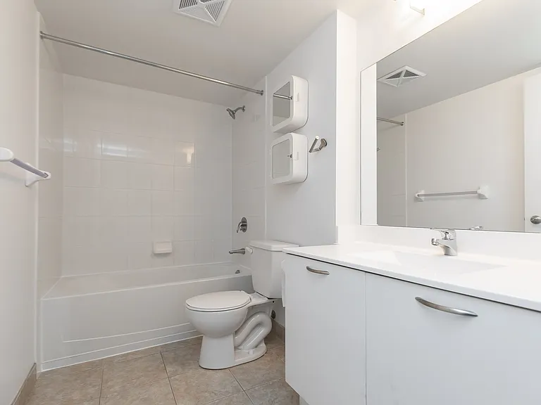 38 Joe Shuster Way — Photo 21