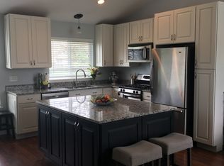 1627 Fairfax Ln, Bartlett, IL 60103