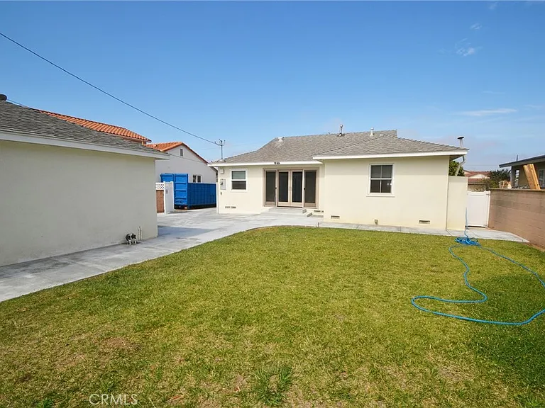 21510 Ellinwood Dr — Photo 3