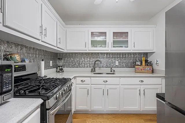 1st image of 10 Juniper St #22