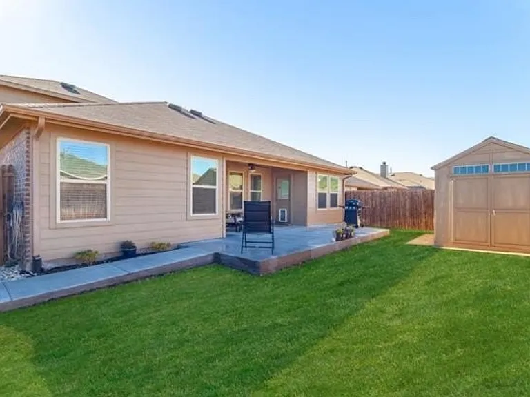 520 Pollyann Trl — Photo 25