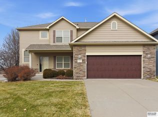 19374 Blaine St, Omaha, NE 68135