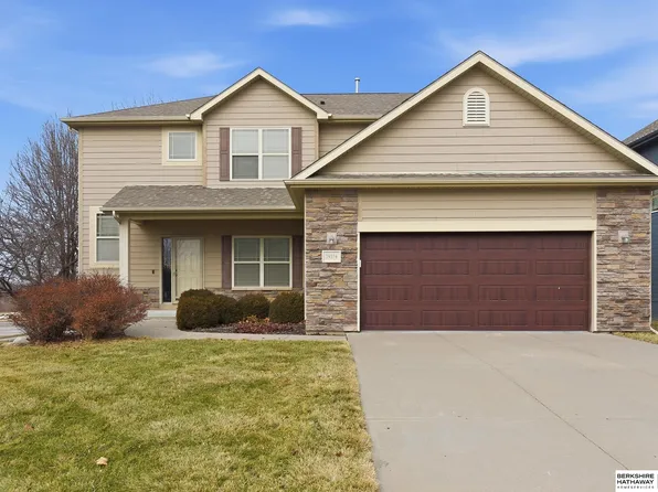 19374 Blaine St, Omaha, NE 68135