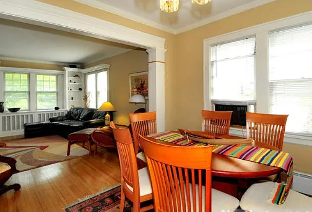 1096 Summit Ave — Photo 7