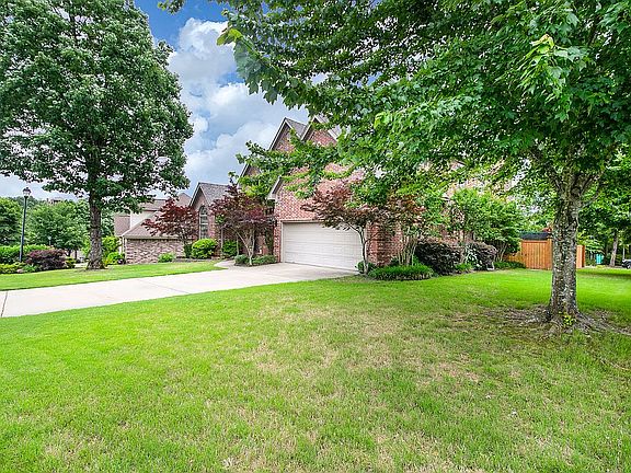 2nd image of 1 Wellington Colony Dr