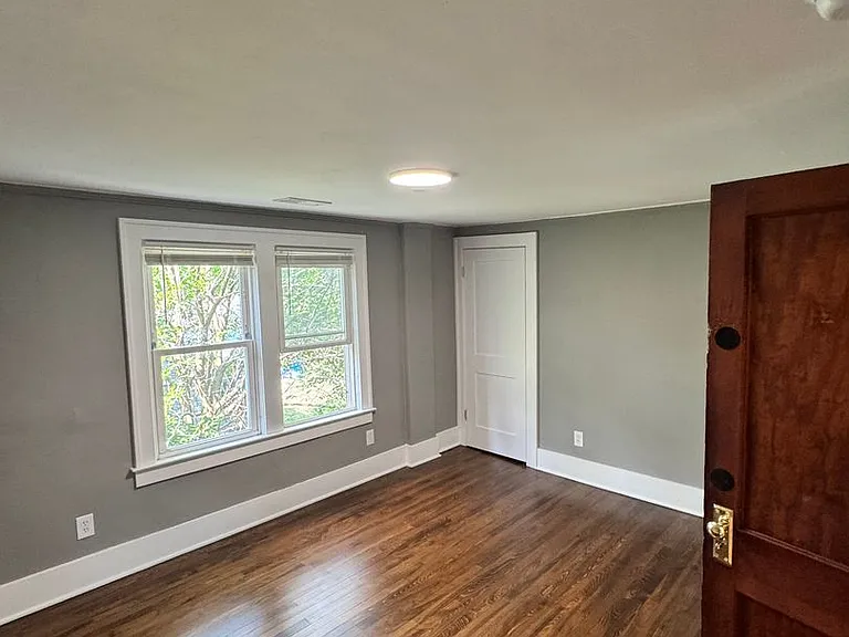 1625 S Maple Rd — Photo 48