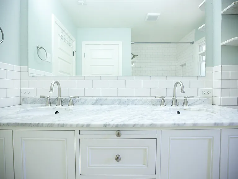 7519 Delafield Ln — Photo 12