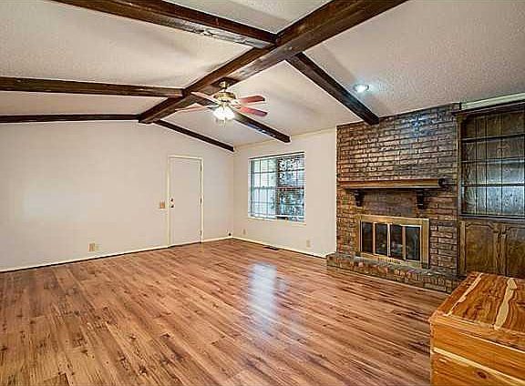 4th image of 424 Ranchwood Manor Dr