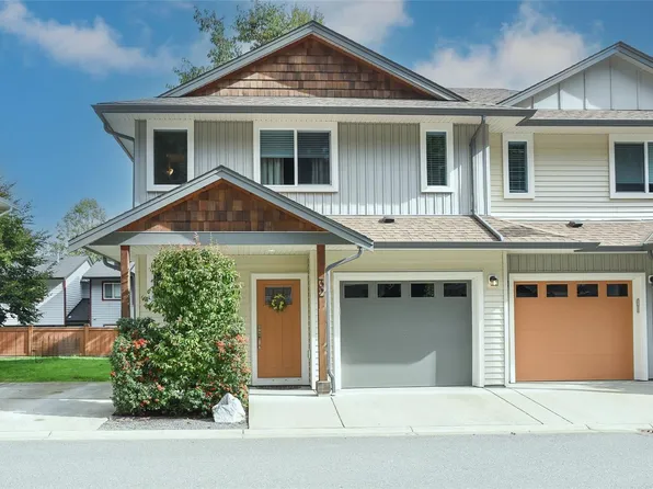 2109 13th St Unit 32, Courtenay, BC V9N 9E8